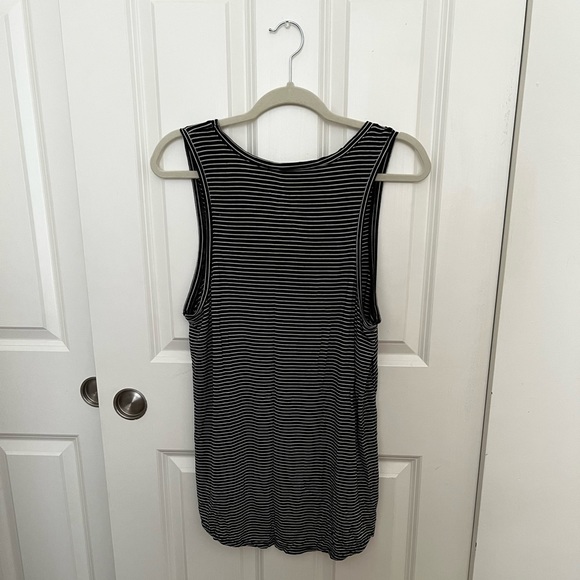 AE Black and White Stripe Floral Tank Top - Picture 2 of 2